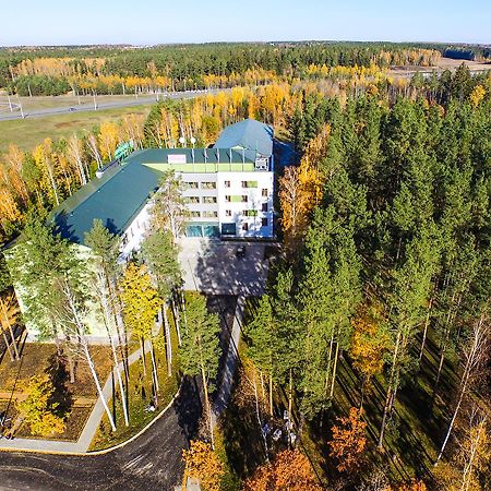 Green Park Hotel Airport Minsk Silichi Εξωτερικό φωτογραφία