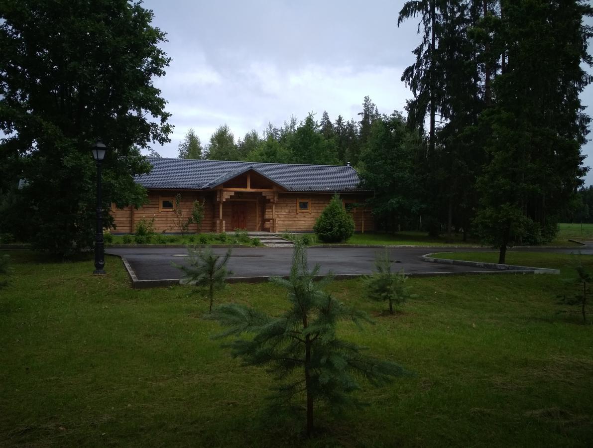 Green Park Hotel Airport Minsk Silichi Εξωτερικό φωτογραφία