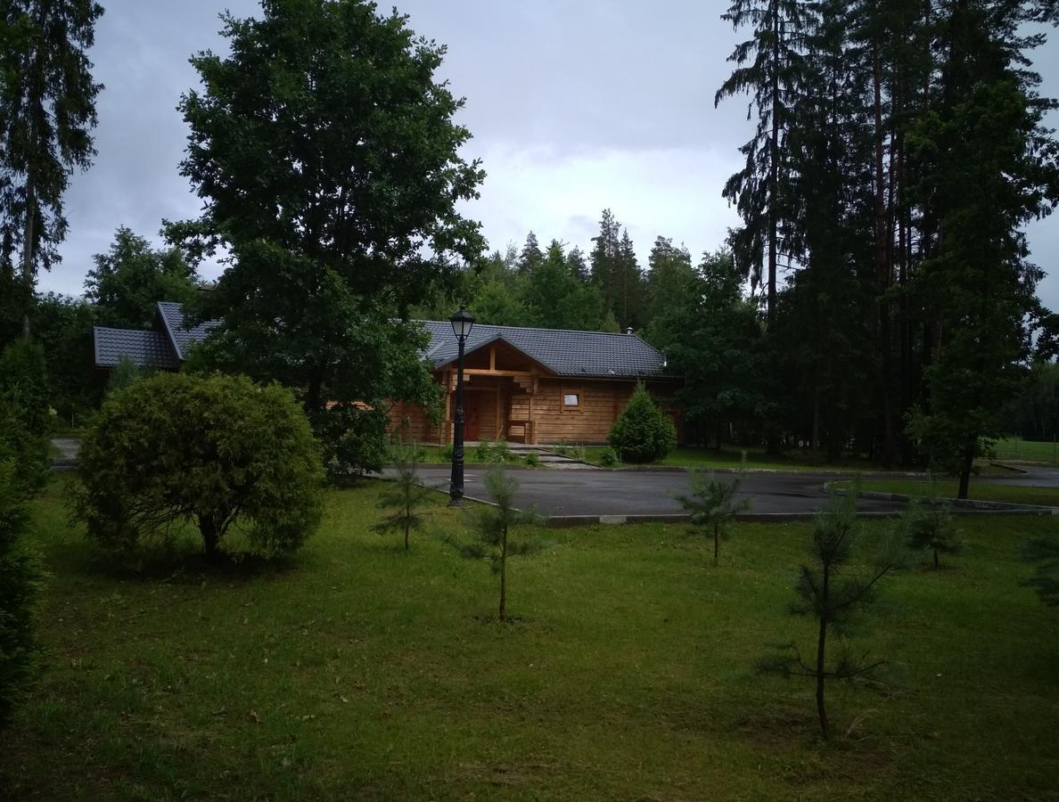 Green Park Hotel Airport Minsk Silichi Εξωτερικό φωτογραφία